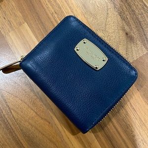 Michael Kors Pebbled Leather Small Zip Bifold Wallet